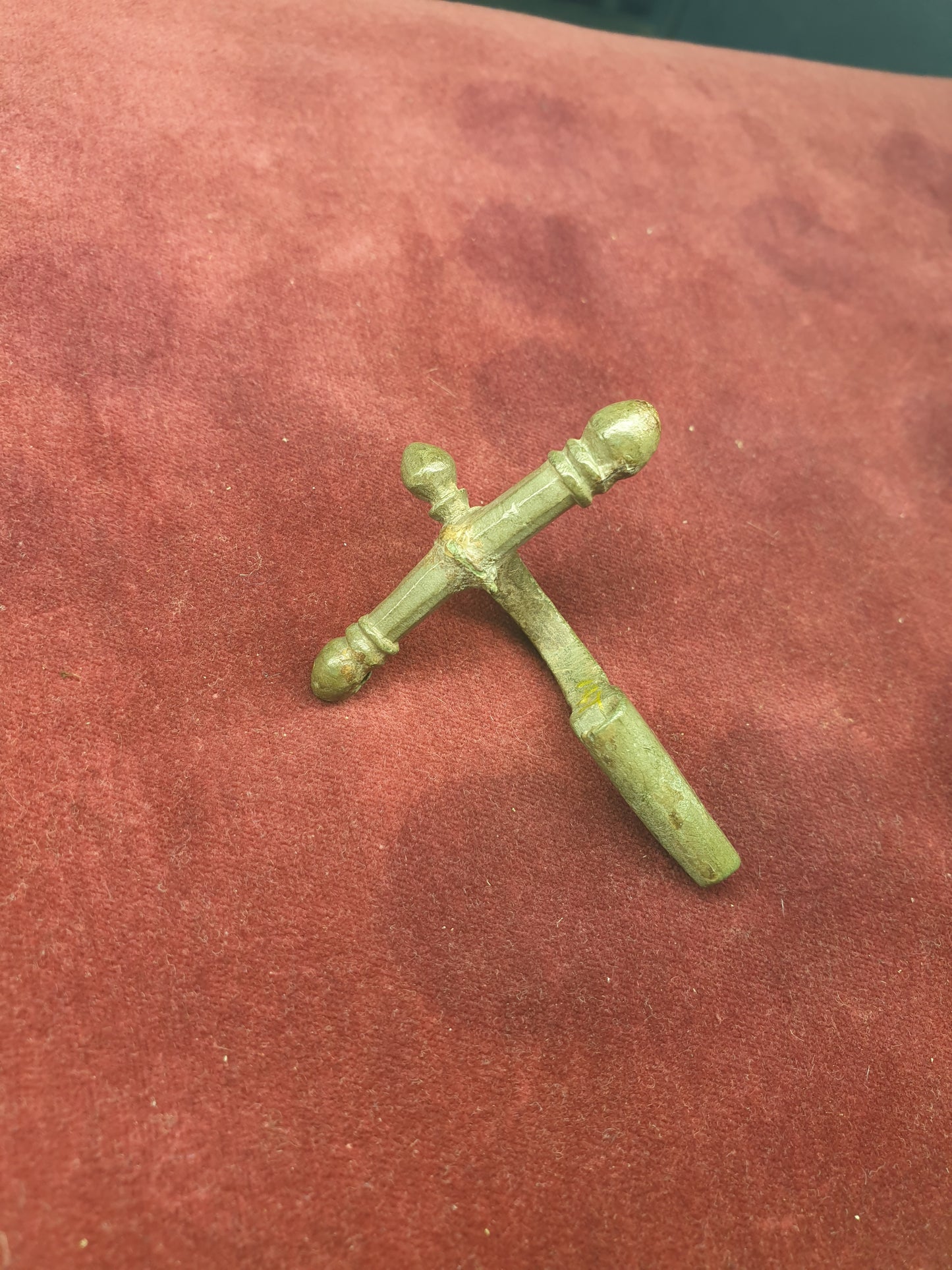 Roman British 3rd C A.D Crossbow Brooch