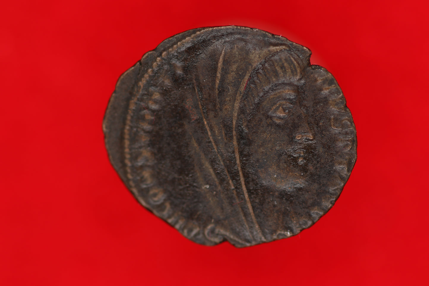 Divus Constantine