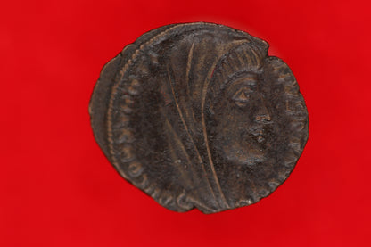 Divus Constantine