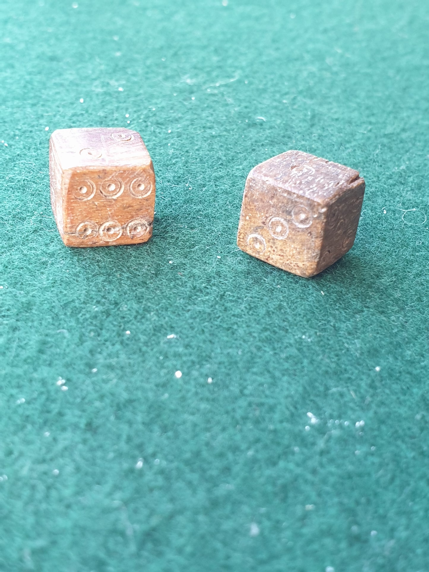 Pair of Bone Roman Dice