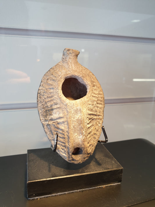 Roman 4th C Oil Lamp